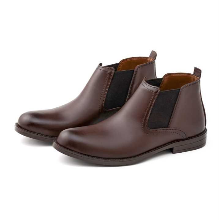 Brown Classic Chelsea Boots – Premium Style & Comfort