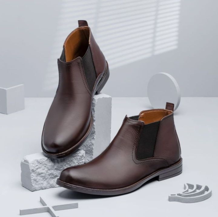 Brown Classic Chelsea Boots – Premium Style & Comfort